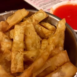 Szechuan Garden Restaurant - Fresh fries noodle and sweet sauce. Couldn't stop eating them.