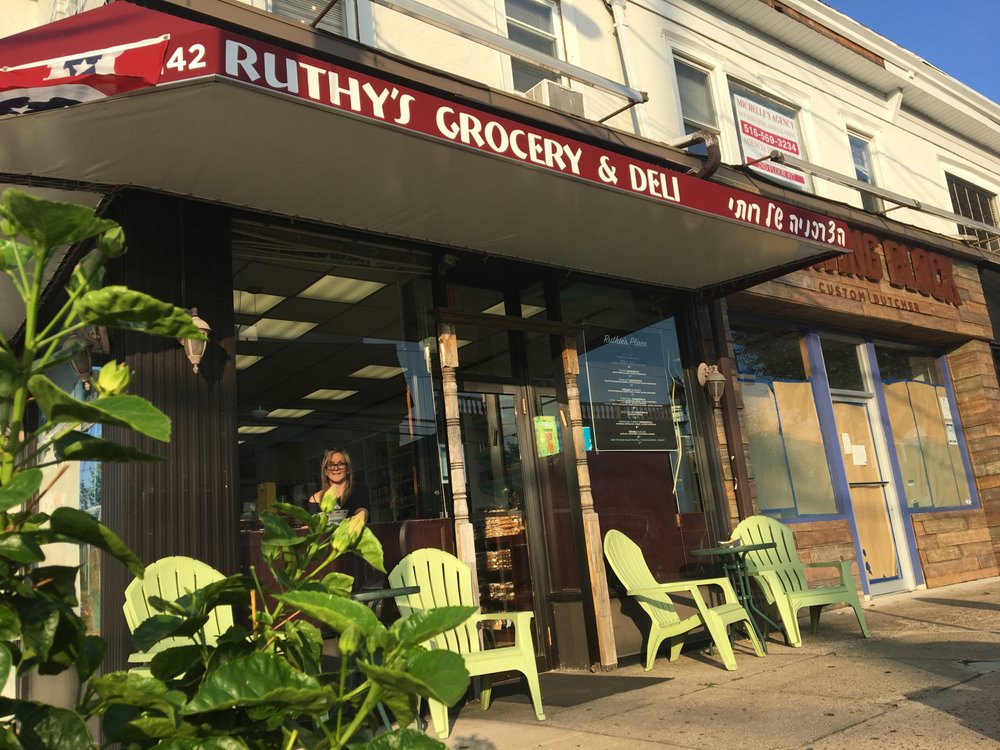 Ruthy's Grocery & Deli
