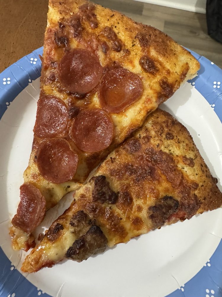 Shovel Pizza Logo
