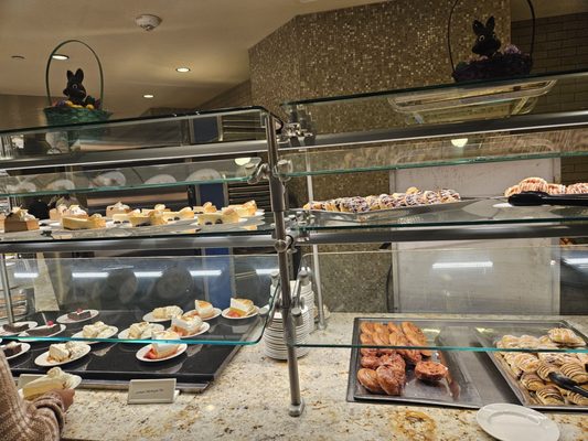 The Grand Buffet by null