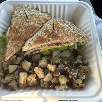 Echo Lake Cafe - Breakfast sandwich with added avocado and home fries - Cafes Near Me - Bigfork, Montana Echo Lake Cafe - Breakfast sandwich with added avocado and home fries - Cafes Near Me - Bigfork, Montana