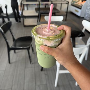 Lingonberry Roastery & Bakery - Breakfast & Brunch Near Me - Palm Beach Gardens, Florida Lingonberry Roastery & Bakery - Breakfast & Brunch Near Me - Palm Beach Gardens, Florida