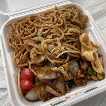 Chef Bo - Szechuan chicken (more like veggie stir fry) lunch special - Chinese Near Me - Elk Grove, California