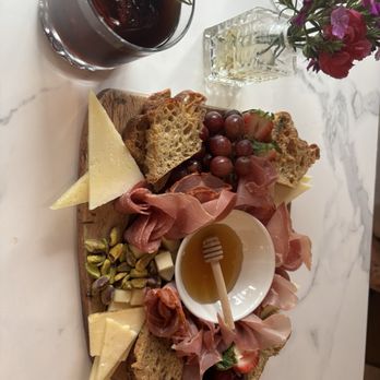 19seventy - Appetizer: charcuterie board Drink: Daddy's Little Secret - Italian Near Me - Whittier, California