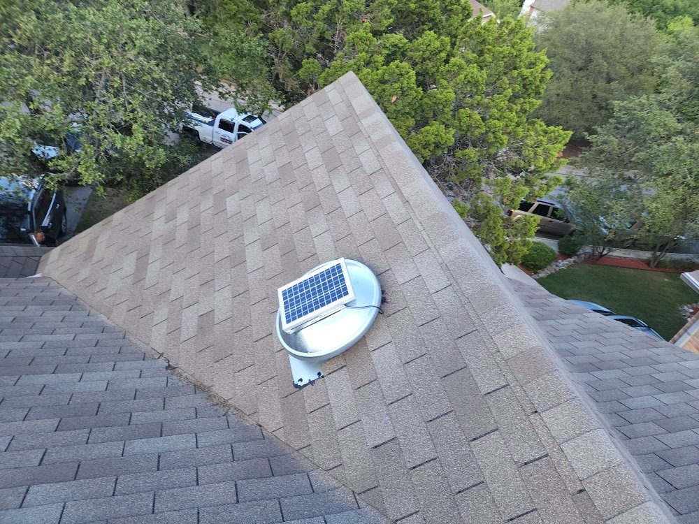 Slide of Zavala Contracting