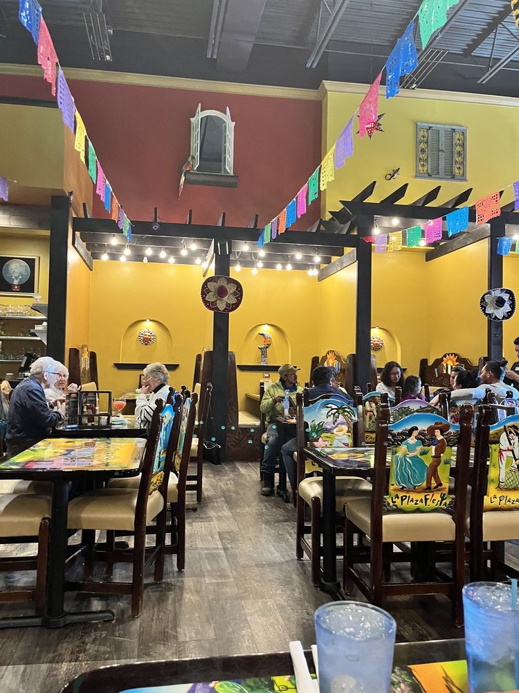 La Plaza F!esta