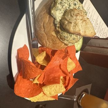 110 Grill Manchester - Spinach dip bread bowl - Gluten-Free Near Me - Manchester, Connecticut 110 Grill Manchester - Spinach dip bread bowl - Gluten-Free Near Me - Manchester, Connecticut