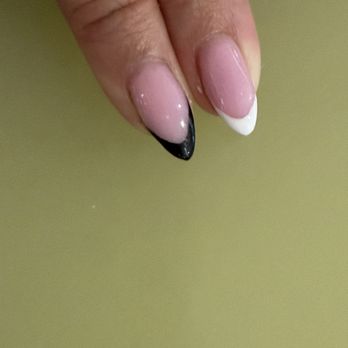 Honest Nail Bar - Uneven and crooked - Nail Salons Near Me - Kent, Washington Honest Nail Bar - Uneven and crooked - Nail Salons Near Me - Kent, Washington