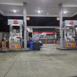 76 - The pumps