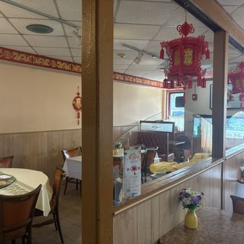 N Joy Chinese - Inside dining Area - Chinese Near Me - Berwyn, Illinois N Joy Chinese - Inside dining Area - Chinese Near Me - Berwyn, Illinois