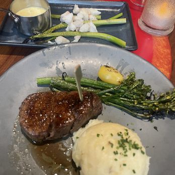 CUT132 - 6 oz. filet with Oscar style - Steakhouses Near Me - Columbus, Ohio