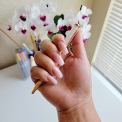 Mt Nail & Spa - I showed the lady the nail design I want from Pinterest and she didn't disappoint. I love my new nails, I think it's so pretty