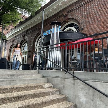 STIR - Entrance to Stir - Chattanooga Choo Choo - Cocktail Bars Near Me - Chattanooga, Tennessee