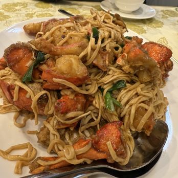 Good Luck Kitchen 粤唯鮮 - lobster noodles - Cantonese Near Me - Flushing, New York