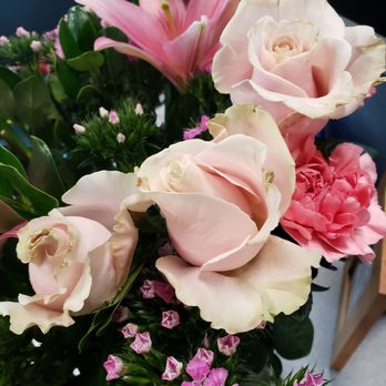Miracle Flowers - Brown flowers - Florists Near Me - Folsom, California Miracle Flowers - Brown flowers - Florists Near Me - Folsom, California