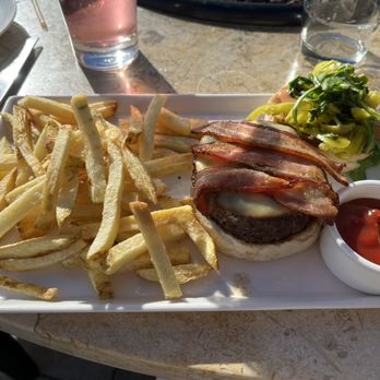 The Bench - Bench burger - fat but small - New American Near Me - Pebble Beach, California The Bench - Bench burger - fat but small - New American Near Me - Pebble Beach, California