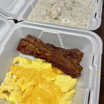 Suzi's Hamburgers - eggs, bacon and gravy - Breakfast & Brunch Near Me - Charleston, West Virginia Suzi's Hamburgers - eggs, bacon and gravy - Breakfast & Brunch Near Me - Charleston, West Virginia