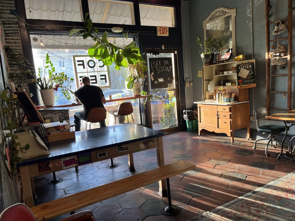 Black Crow Coffee Old NE Image