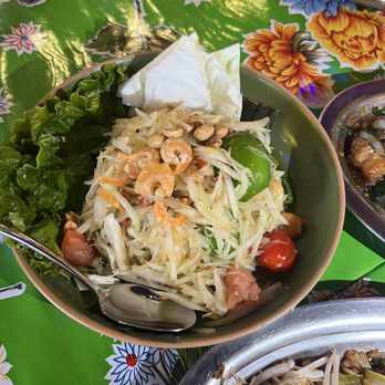 Tuk Tuk - papaya salad (mild) - Thai Near Me - Chicago, Illinois