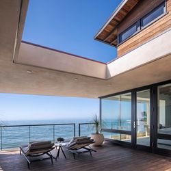 DesignARC Architects - primary suite private deck