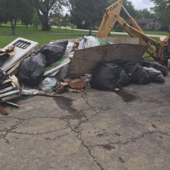 Delapaz Drywall Clean Up - Cleaning and hauling - Demolition Services Near Me
