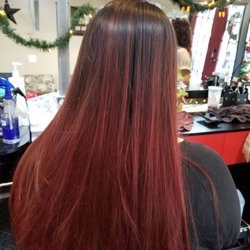 Tana's Cutting Cottage - JD hair