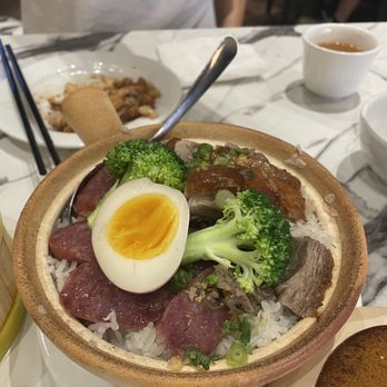 Moon Kee - Roast duck and chinese sausage claypot rice - Cantonese Near Me - New York, New York