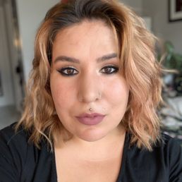 Ignore the roots! This color is amazing! Ignore the roots! This color is amazing!