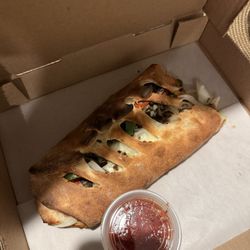 2 Cousins Italian Pizza - Stromboli