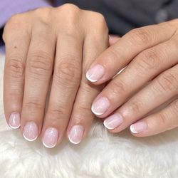 Gossip & Co Nail Spa - Beautiful work and very clean and friendly place. Definitely recommend.