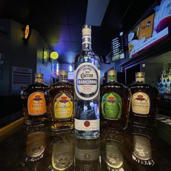 PaddyWagon Irish Pub - Tampa