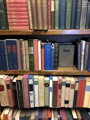 Landmark Booksellers | Franklin, Tennessee by null