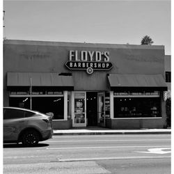 Floyd's 99 Barbershop