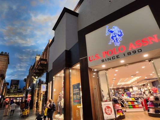 Miracle Mile Shops by null