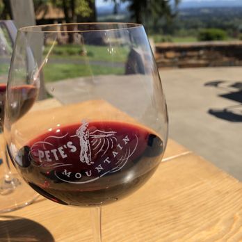 Pete's Mountain Vineyard & Winery - Excellent wine with an amazing view - Wine Tasting Room Near Me - West Linn, Oregon Pete's Mountain Vineyard & Winery - Excellent wine with an amazing view - Wine Tasting Room Near Me - West Linn, Oregon