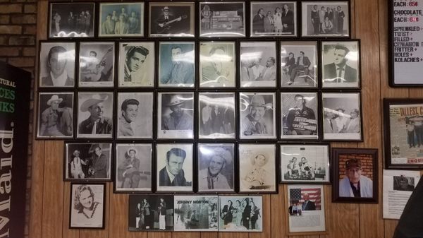 Southern Maid Donuts by null