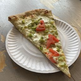 White pizza with veggies