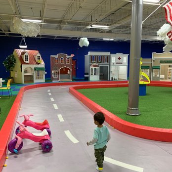 My Kidzplay - Inside play areas with various scenes - Indoor Playcenter Near Me - Alsip, Illinois My Kidzplay - Inside play areas with various scenes - Indoor Playcenter Near Me - Alsip, Illinois