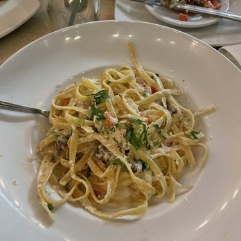 Toscano - Fettuccine Alfredo - Italian Near Me - Draper, Utah Toscano - Fettuccine Alfredo - Italian Near Me - Draper, Utah