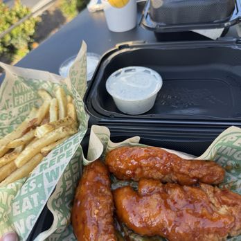 Wingstop - Chicken Wings Near Me - Laguna Niguel, California