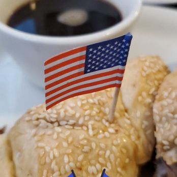 Auction Yard Cafe - Roast beef sandwich on Flag day! - Burgers Near Me - Alturas, California