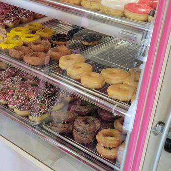 Mrs Donuts - Yummm - Bakeries Near Me - Houston, Texas