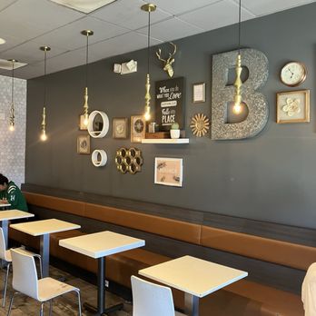 Bounce Boba Lounge - Look how cute the decor is! - Juice Bars & Smoothies Near Me - Northridge, California Bounce Boba Lounge - Look how cute the decor is! - Juice Bars & Smoothies Near Me - Northridge, California