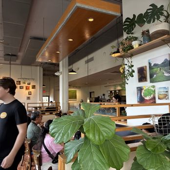 Koko Head Cafe - Interior - Breakfast & Brunch Near Me - Honolulu, Hawaii