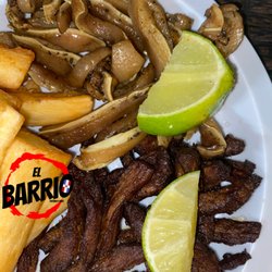 El Barrio 809 - Orejita y Carnita de res