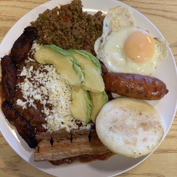 La Taguara - Bandejita Paisa , $13.99 Absolutely delicious - Venezuelan Near Me - Madison, Wisconsin La Taguara - Bandejita Paisa , $13.99 Absolutely delicious - Venezuelan Near Me - Madison, Wisconsin