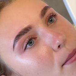 Browz By Glo Esthetics - Brow lamination and lash lift