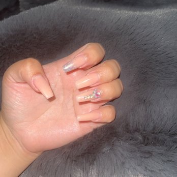 Kailua Nails - Full set - Nail Salons Near Me - Kailua, Hawaii