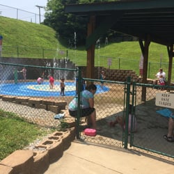 Marion Community Park - Splash pad with shady seating