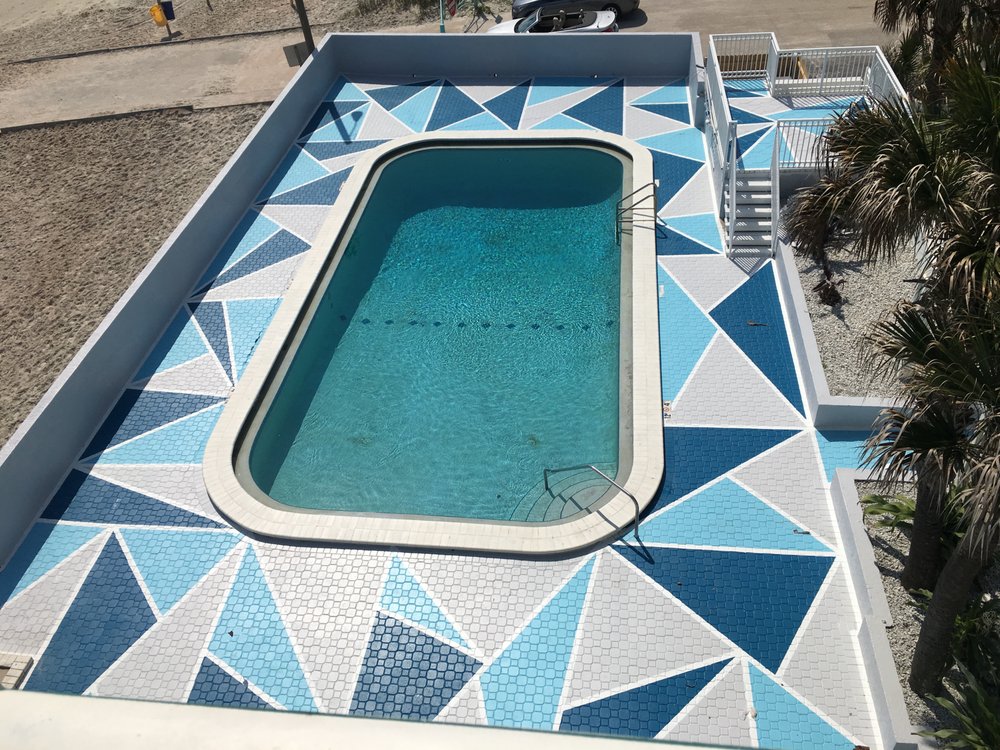 Slide of Saravia Painting & Roofing